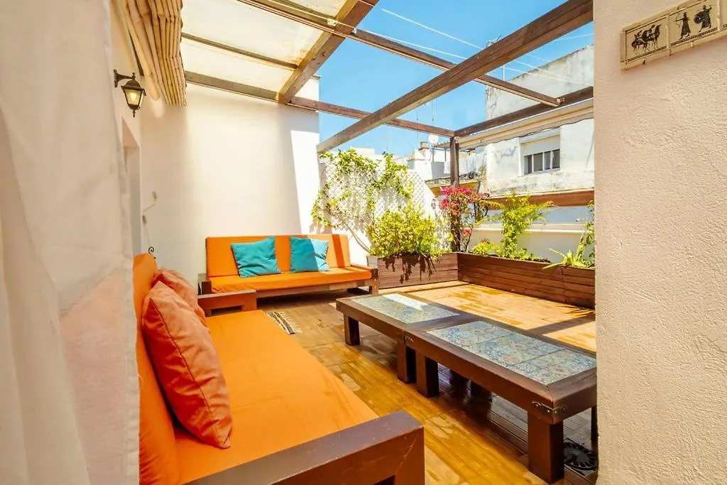 Cadizz- Andalusian Style Attic El Falla Spanien